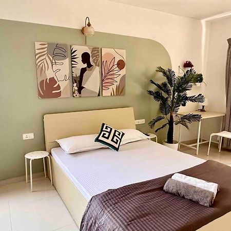 Sage : Private Studio Room In Koregaon Park 푸네 외부 사진